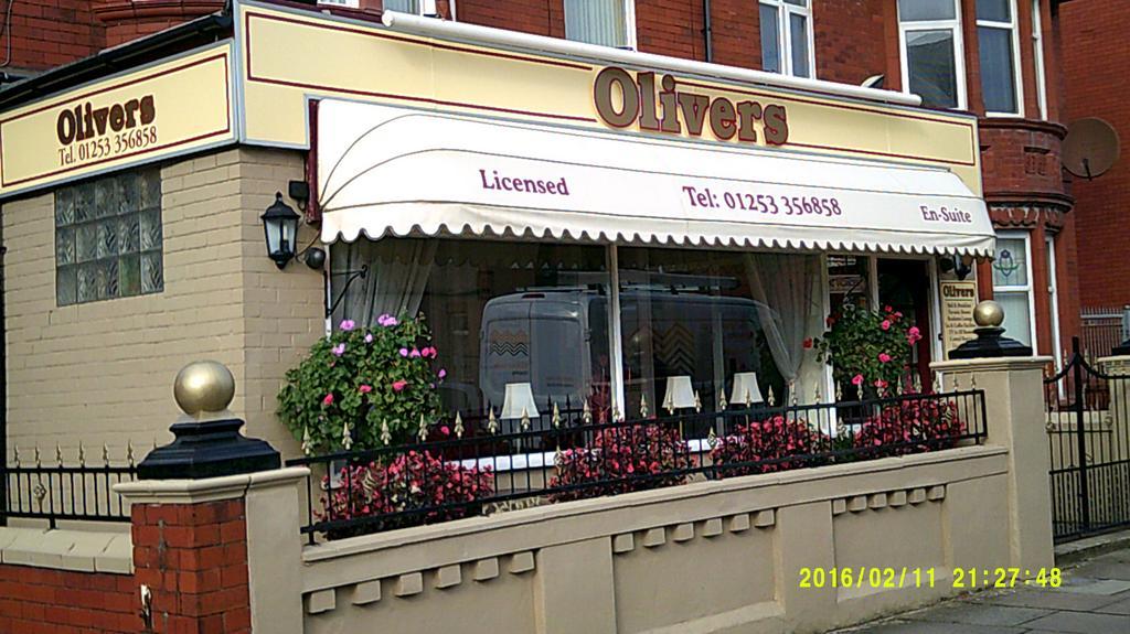 Olivers Strickley Over 35 Years Only Blackpool Eksteriør billede